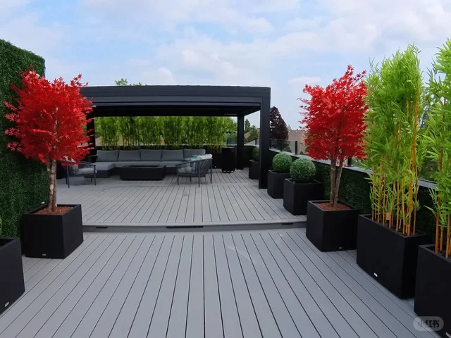MRB rooftop deck and pergola project in Toronto